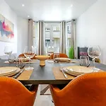Charmant appartement parisien idéal quartier chic